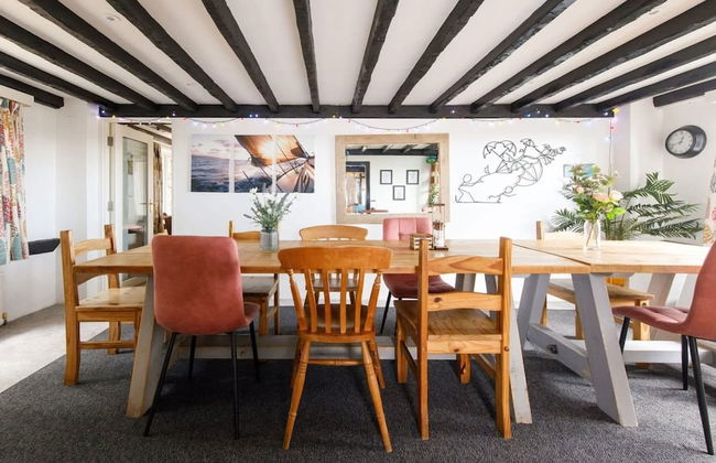 Tranquil Luxe in Country Cottage - Photo 59