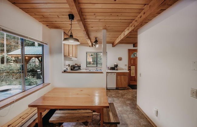 67MF- Hot Tub - Pets Ok - BBQ - Sleeps 5 - Foto 5