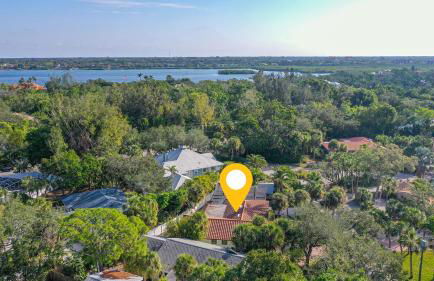 Casa Del Mar - Pet Friendly House on Siesta Key w/ Outdoor Patio & Private Screened-In Heated Pool! - Foto 64