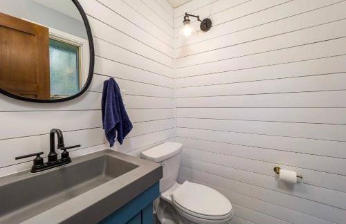 Cheerful & cozy farmhouse 2 bedroom home - Foto 21