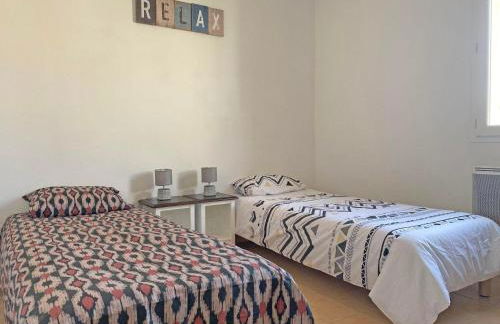 pleasant gîte, with collective heated swimming pool, in the heart of the alpilles in mouriès, 4/6 people. - Foto 29