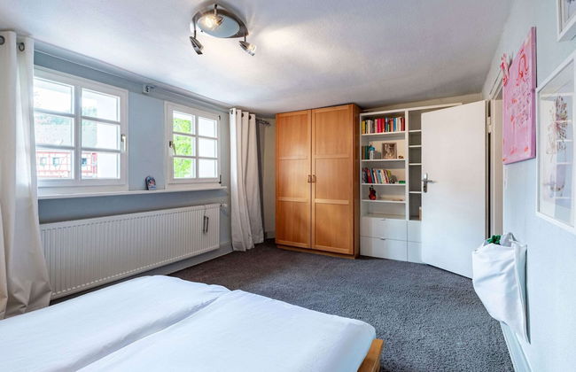 Romantic Holiday Home in Schleiden on the Village Square - Foto 9