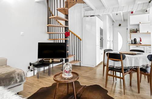 Refuge Montagnard - Terrasse et Local à Ski ou Vélo - Foto 1