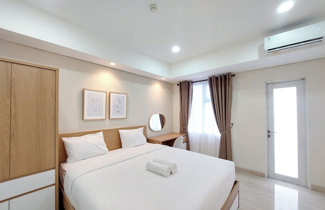 Good Deal and Strategic Studio at Podomoro City Deli Medan Apartment - Foto 6