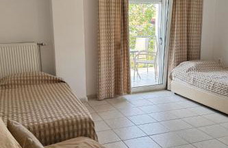 Milos Apartments - Photo 18