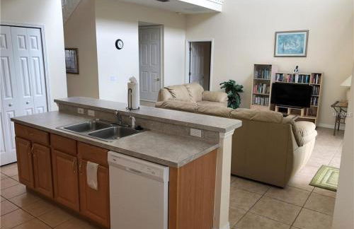 #465-Fabulous 5 bed villa with a south facing pool close to Disney and resort golfing - Foto 42