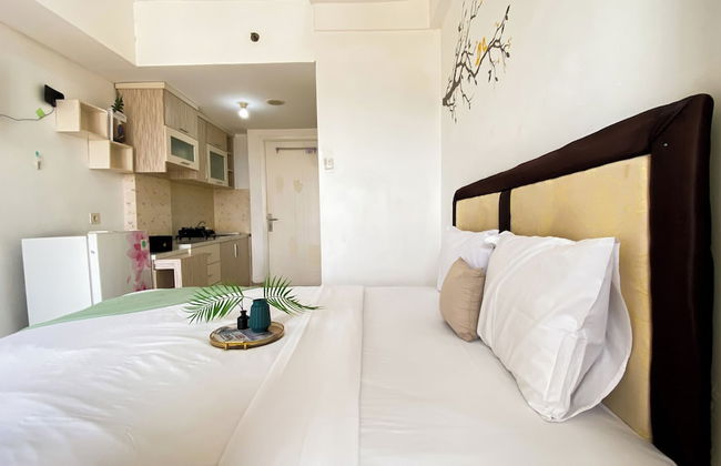 Homey And Cozy Living Studio At Poris 88 Apartment - Foto 2