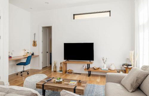 Extra Spacious 4 Bed / 4.5 Bath Music Row Home - Foto 14