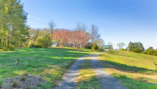 Huge Farmhouse with Heated Pool for Vacations and Retreats - Foto 2