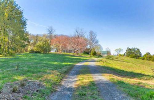 Huge Farmhouse with Heated Pool for Vacations and Retreats - Foto 2