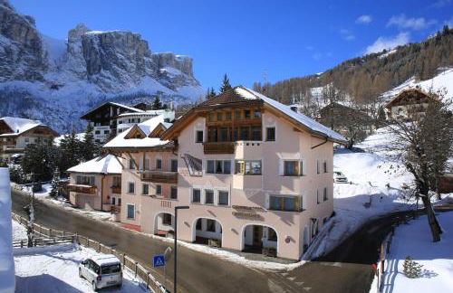 Garni Criss - Foto 39