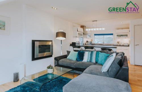 "The Penthouse Newquay" by Greenstay Serviced Accommodation - Spacious 3 Bed 3 Bath Apt with Sea Views, Sun Terrace & Private Parking - Perfect For Families, Small Groups & Business Travellers - 5 Mins To Beaches, Shops & Restaurants - Dog Friendly - Foto 38
