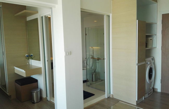 Sonrisa Sriracha - Photo 35