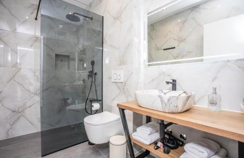 Villa Nina - heated pool - near Omiš - Foto 52