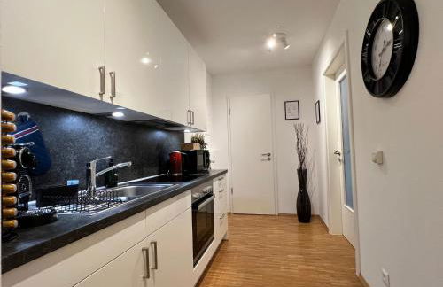 Moderne Wohnung nähe HBF-Lift-Tiefgarage-Contactless Check-in - Foto 19