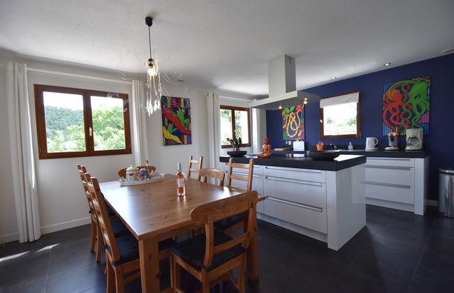 Villa With Heated Pool, Jacuzzi, Sports Field and Stunning Views - Photo 62