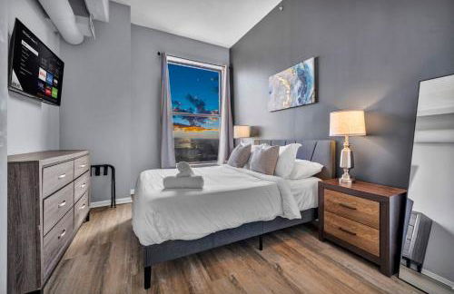 1BR Loft Sauna & Walk to Theater & Campus - Photo 1