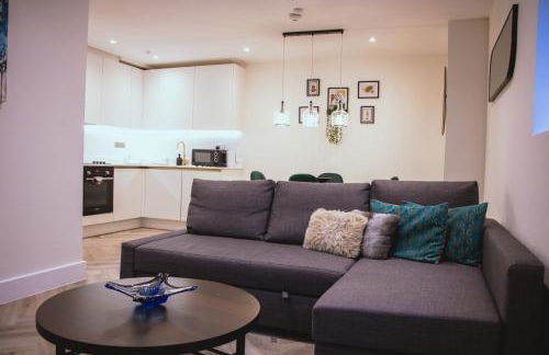 Clarence Suites - Photo 8