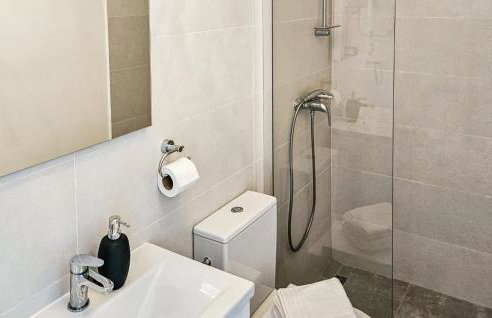 Cozy Home In Hrvace With Jacuzzi - Foto 23