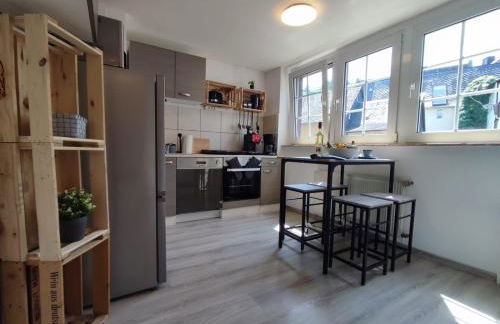 FeWo Innenstadt mit Dachterasse, Grill, bis 8 Personen, 3 SZ - Foto 7