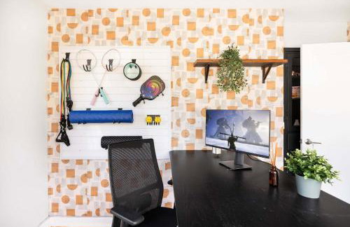 Modern 2BR Retreat w Maple Leaf UW&Park - Foto 30