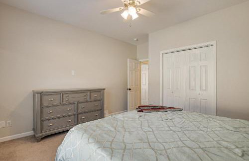 Lake Hartwell Getaway with Private Dock and Fire Pit! - Foto 19