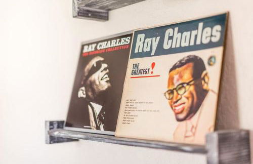 The Ray - 2nd Floor Historic Condo- Minutes Walk to Downtown - Foto 8