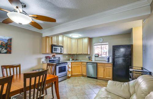 St Ann Townhome Less Than 1 Mi to International Airport! - Foto 2