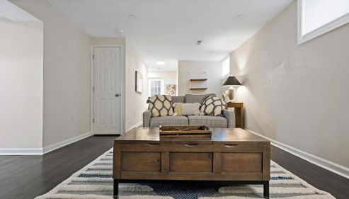 Easy METRO 1 min WALK Basement space Comfy - Foto 5