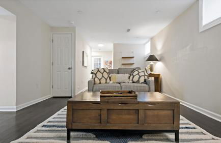 Easy METRO 1 min WALK Basement space Comfy - Foto 5