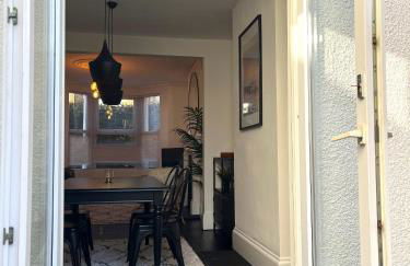 Restored Victorian Home with Private Garden - Foto 21