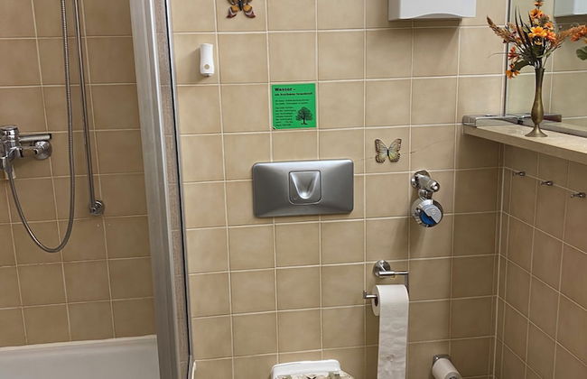 Cozy ans Spacious Apartment With Scenic Views - Photo 6