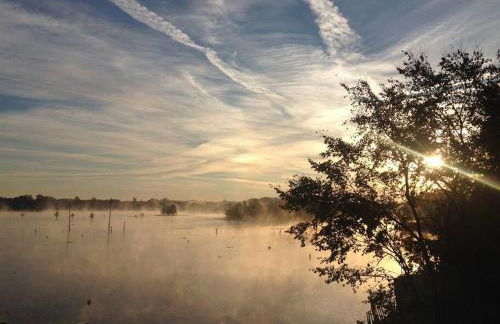 Cozy lakefront cabin with boat house and ramp on T - Foto 5