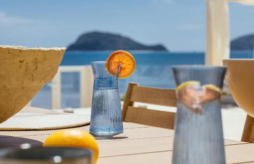 Salty Angel Sea Front Villa - Photo 45