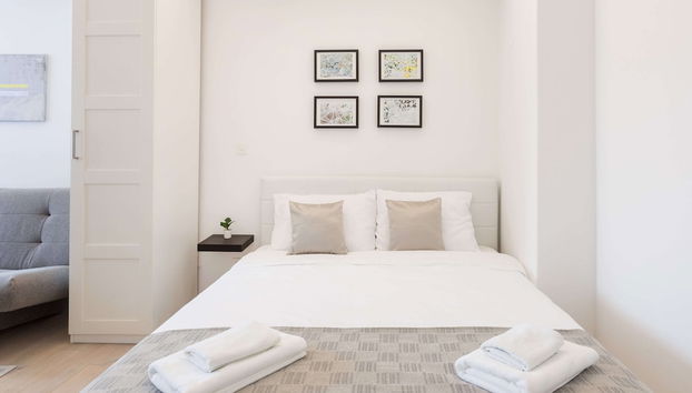 Bright and Modern Main Square Studio - Foto 4, Habitación