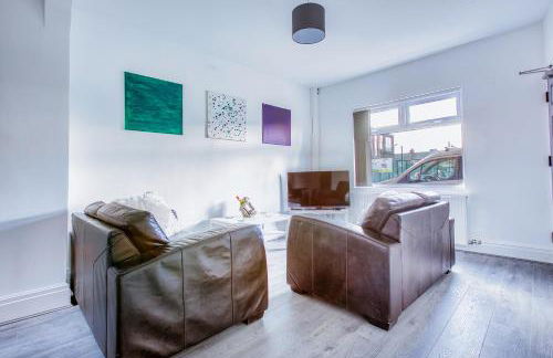Modern 3-Bed Home Sleeps 6 with Parking & Fast WiFi Perfect for Contractors & Long Stays - Foto 7