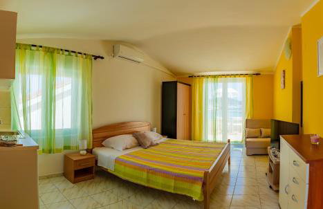 Apartments Mikulić - Photo 18