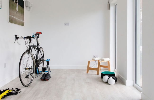 Amazing 5 BR Country Home Pool Gym Yoga Studio - Photo 68