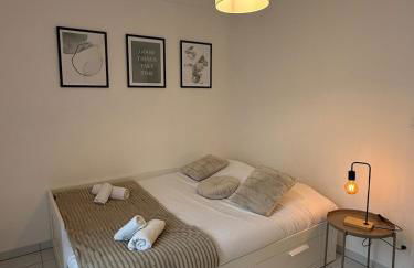 Le Clair de Lune Elegant T3 with Private Parking - Foto 22