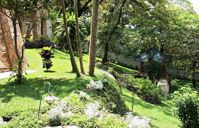 Suites Jardin Imperial - Photo 38