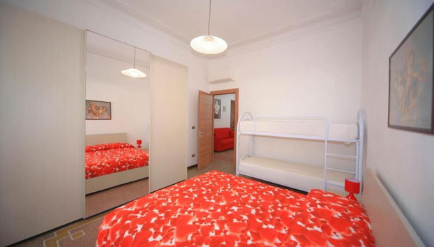 Hanbury 10 in Alassio - Foto 3, Habitación