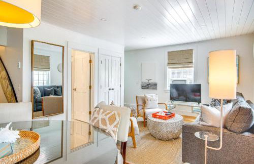 Airy Nantucket Escape in Historic Downtown! - Foto 11