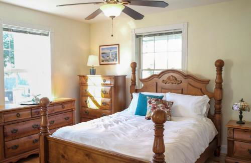 Top Deck Portland Property with Views - Photo 13