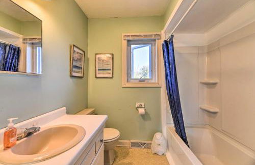 West of the Moon Ocean Apt with Beach Access! - Foto 22