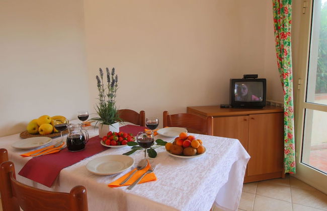 Scenic Holiday Home in Giannella near Beach - Foto 17