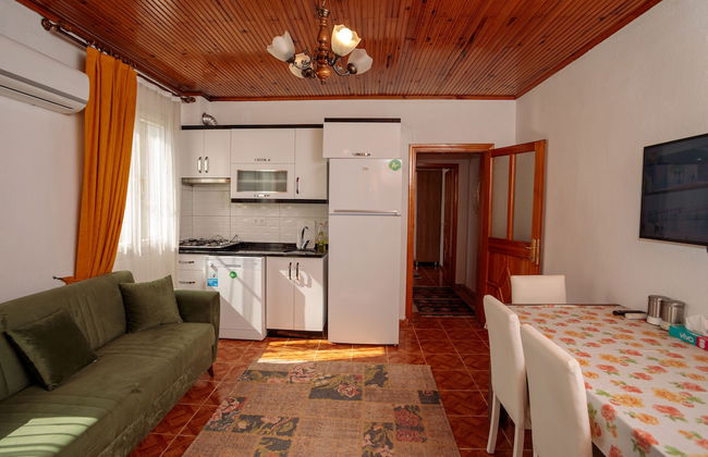 Lumos Homes - Photo 10