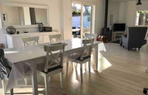 Maison proche du lac et océan avec Jacuzzi privatif - Foto 4