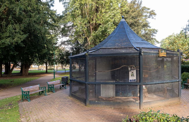 Captivating 2-bed Apartment in Banbury - Foto 16