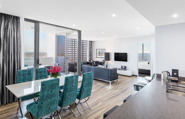 Meriton Suites Chatswood - Photo 34