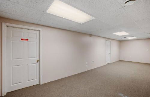 Modern Open Concept 4 Bed 2 5 Bath Mid to LongTerm Private Single Family Home - Foto 34